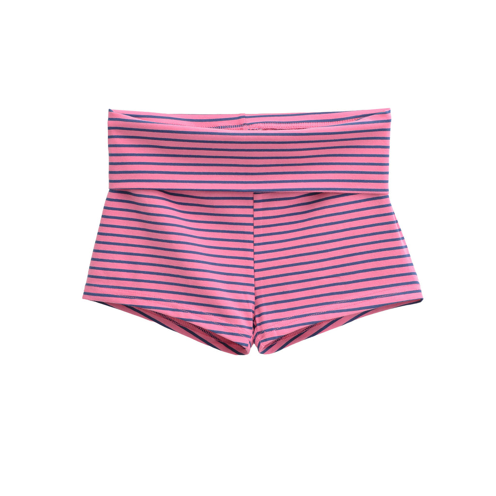 Elastic waist shorts for women